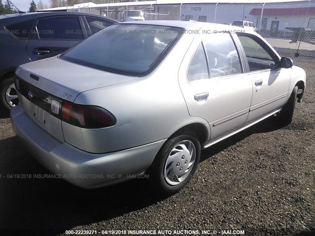 1N4AB41D1WC751970 - 1998 NISSAN SENTRA E/XE/GXE/GLE SILVER photo 4