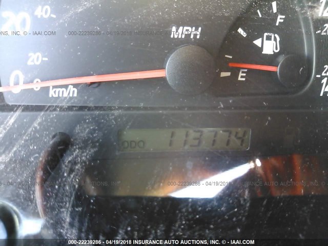 4T1BF32KX3U564089 - 2003 TOYOTA CAMRY LE/XLE/SE 银色 照片 7