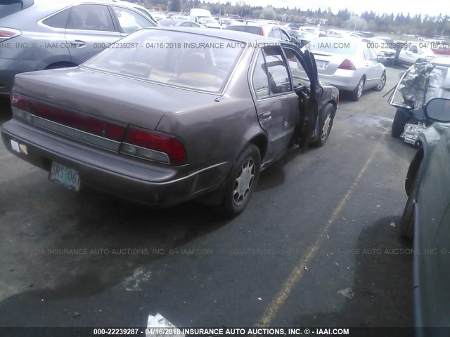 JN1HJ01P1NT609781 - 1992 NISSAN MAXIMA GXE BROWN photo 4