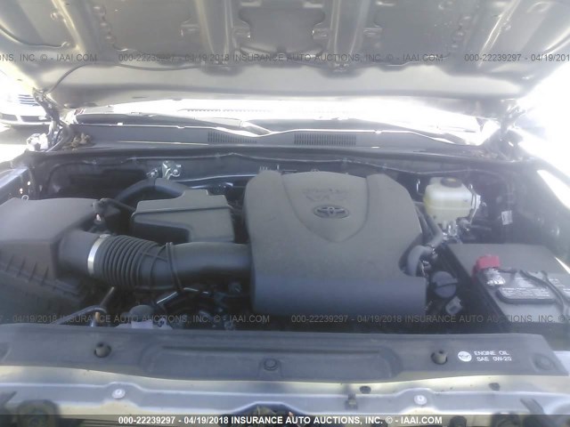 3TMCZ5AN4HM100430 - 2017 TOYOTA TACOMA DBL CAB/SR/TRDSPT/OR/PRO ვერცხლისფერი ფოტო 10