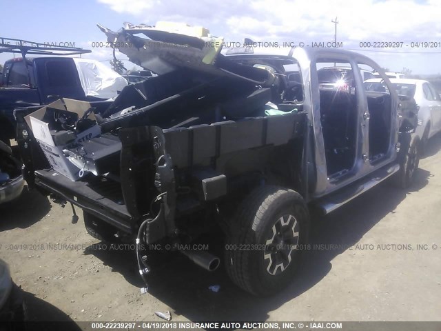 3TMCZ5AN4HM100430 - 2017 TOYOTA TACOMA DBL CAB/SR/TRDSPT/OR/PRO ვერცხლისფერი ფოტო 4