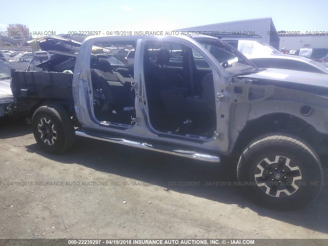 3TMCZ5AN4HM100430 - 2017 TOYOTA TACOMA DBL CAB/SR/TRDSPT/OR/PRO ვერცხლისფერი ფოტო 6