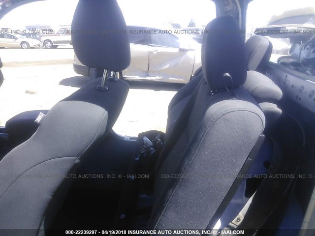 3TMCZ5AN4HM100430 - 2017 TOYOTA TACOMA DBL CAB/SR/TRDSPT/OR/PRO ვერცხლისფერი ფოტო 8