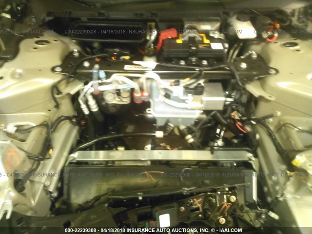 5YJ3E1EA9JF008719 - 2018 TESLA MODEL 3 ვერცხლისფერი ფოტო 10