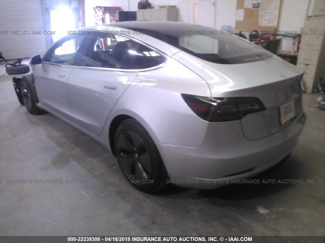 5YJ3E1EA9JF008719 - 2018 TESLA MODEL 3 ვერცხლისფერი ფოტო 3