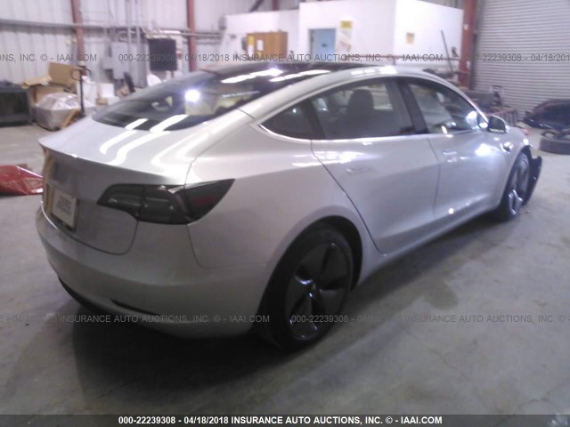5YJ3E1EA9JF008719 - 2018 TESLA MODEL 3 ვერცხლისფერი ფოტო 4