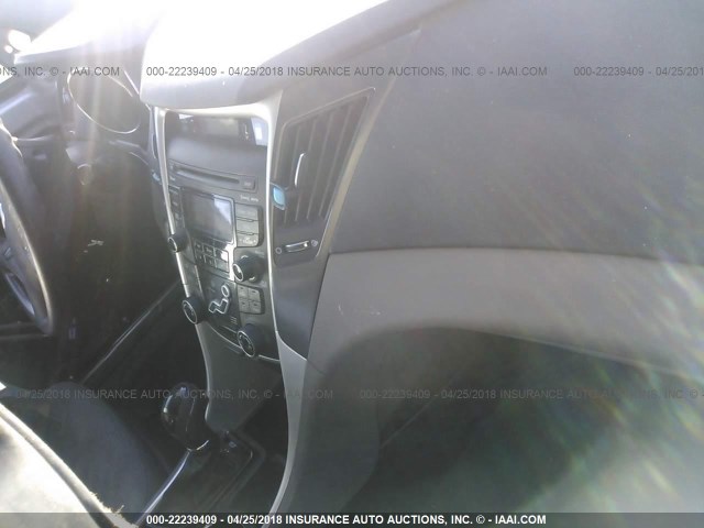 KMHEC4A42CA028737 - 2012 HYUNDAI SONATA HYBRID SILVER photo 5