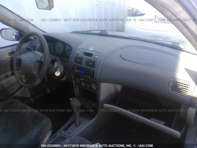 1NXBR18E1WZ086131 - 1998 TOYOTA COROLLA VE/CE/LE ვერცხლისფერი ფოტო 5