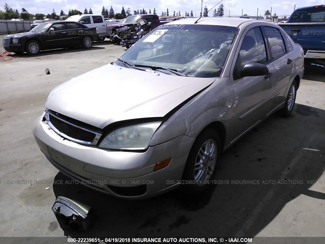 1FAFP34N67W123764 - 2007 FORD FOCUS ZX4/S/SE/SES 金色 照片 2