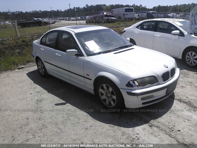 WBAAM3348YCB22723 - 2000 BMW 323 I WHITE photo 1