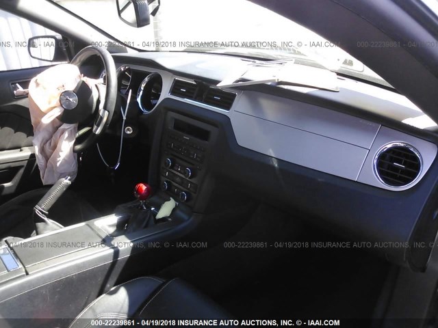 1ZVBP8CF6E5330462 - 2014 FORD MUSTANG GT BLACK photo 5