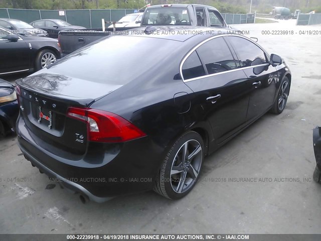 YV1902FH7D2197446 - 2013 VOLVO S60 T6 Czarny zdjęcie 4