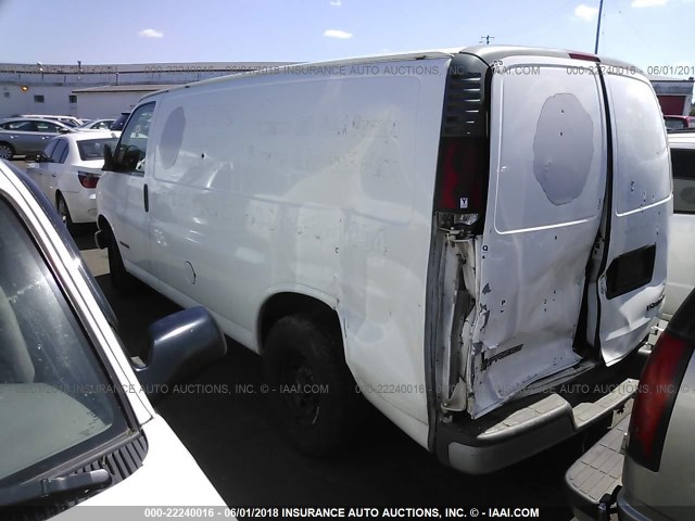 1GCGG25RXX1126030 - 1999 CHEVROLET EXPRESS G2500  WHITE photo 3