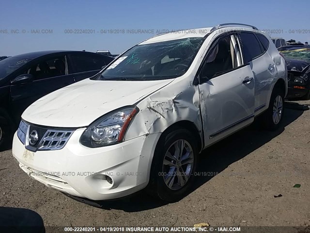 JN8AS5MT1FW165131 - 2015 NISSAN ROGUE SELECT S WHITE photo 2