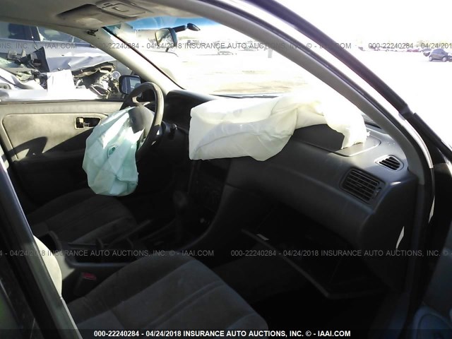 4T1BG22K7YU953917 - 2000 TOYOTA CAMRY CE/LE/XLE 黑色 照片 5