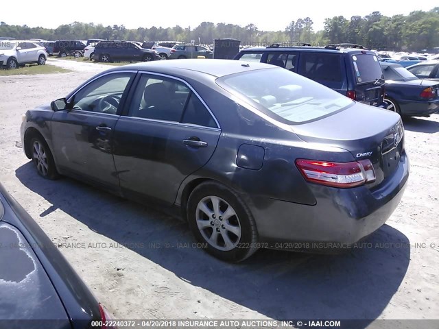 4T1BF3EK1AU578309 - 2010 TOYOTA CAMRY SE/LE/XLE 灰色 照片 3