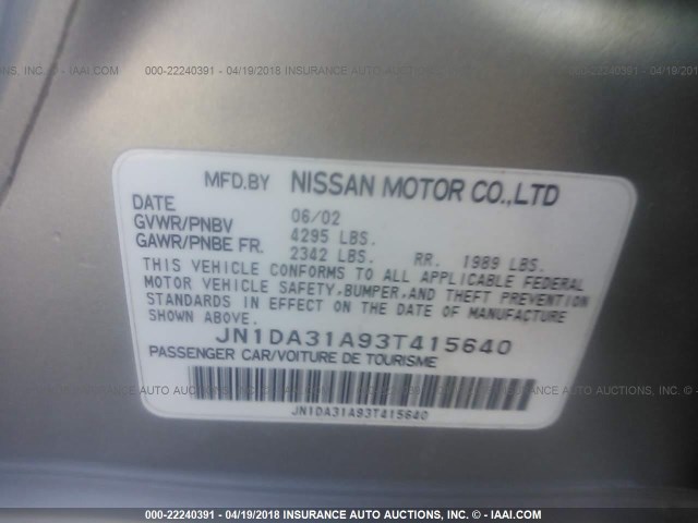 JN1DA31A93T415640 - 2003 NISSAN MAXIMA GLE/SE SILVER photo 9