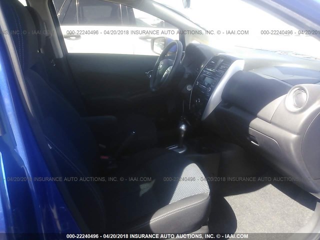 3N1CE2CP5FL361399 - 2015 NISSAN VERSA NOTE S/S PLUS/SV/SL/SR BLUE photo 5