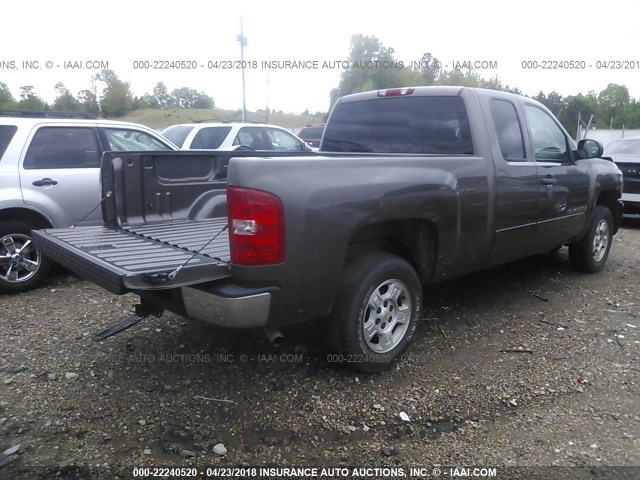 2GCEC19J681215848 - 2008 CHEVROLET SILVERADO C1500 BROWN photo 4