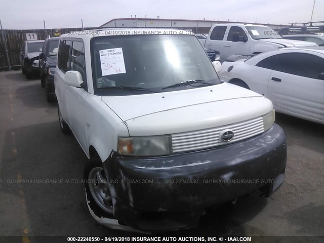 JTLKT324550198183 - 2005 TOYOTA SCION XB WHITE photo 1