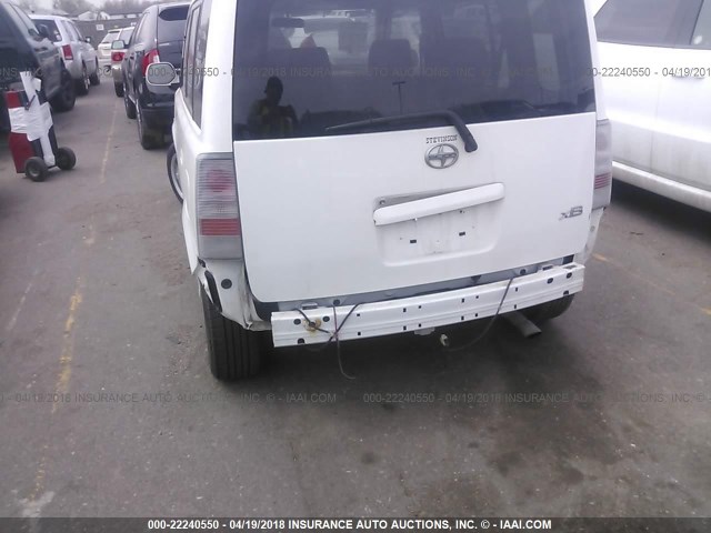 JTLKT324550198183 - 2005 TOYOTA SCION XB WHITE photo 6