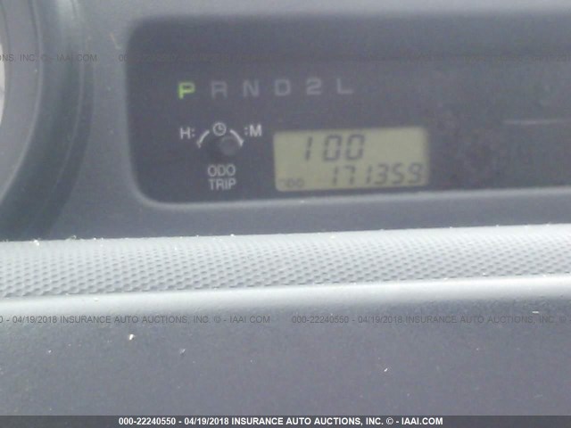 JTLKT324550198183 - 2005 TOYOTA SCION XB WHITE photo 7