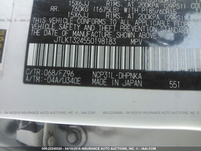 JTLKT324550198183 - 2005 TOYOTA SCION XB WHITE photo 9