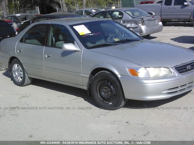 4T1BG22K8YU654002 - 2000 TOYOTA CAMRY CE/LE/XLE 银色 照片 1