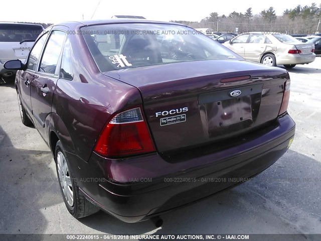 1FAFP34N07W347807 - 2007 FORD FOCUS ZX4/S/SE/SES RED photo 3