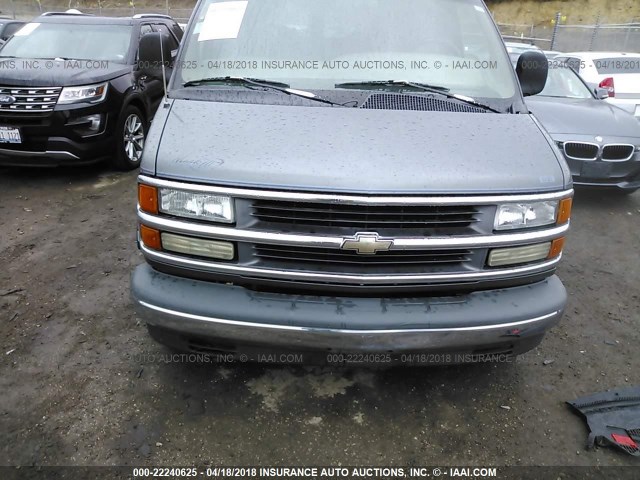 1GBFG15R9Y1103690 - 2000 CHEVROLET EXPRESS G1500  GRAY photo 6