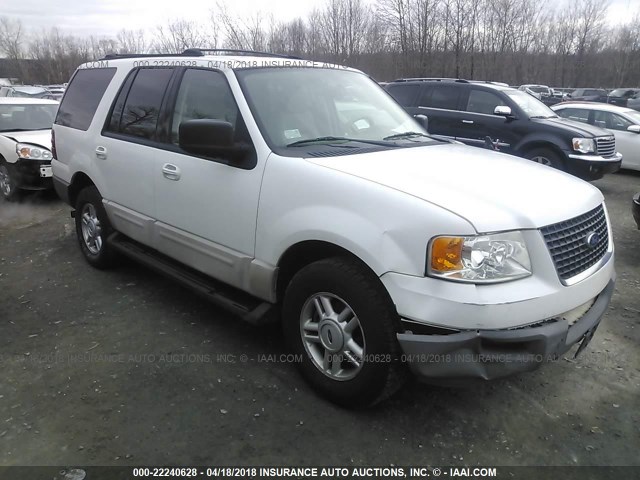 1FMRU15W63LC61470 - 2003 FORD EXPEDITION XLT WHITE photo 1