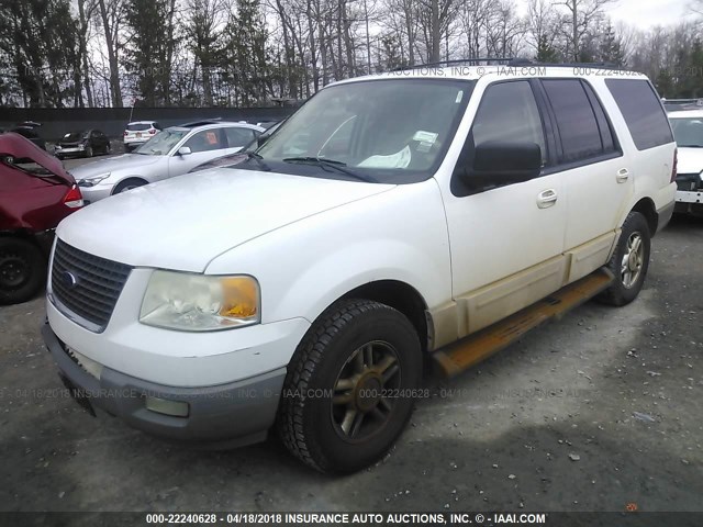 1FMRU15W63LC61470 - 2003 FORD EXPEDITION XLT WHITE photo 2