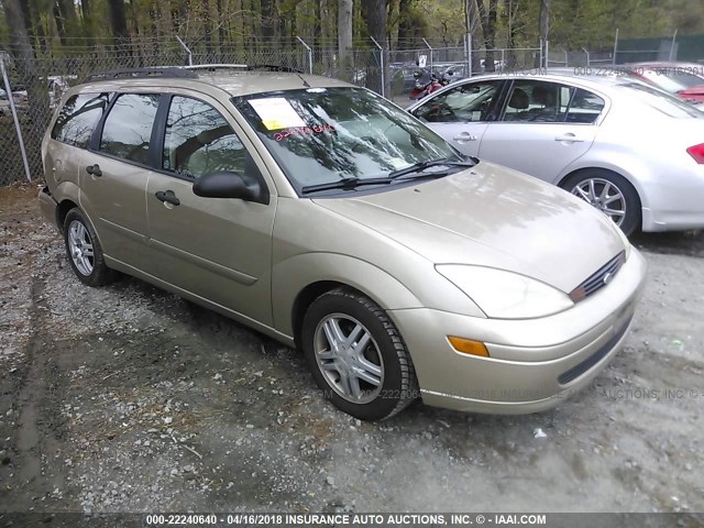 1FAHP363X1W254501 - 2001 FORD FOCUS SE/SE COMFORT GOLD photo 1