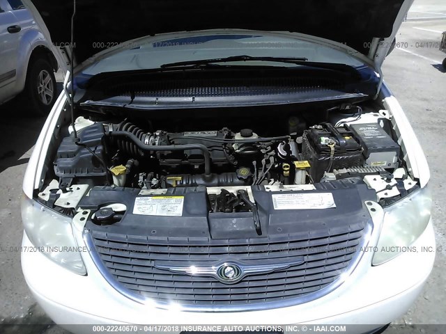 2C4GP24R13R271772 - 2003 CHRYSLER TOWN & COUNTRY  WHITE photo 10