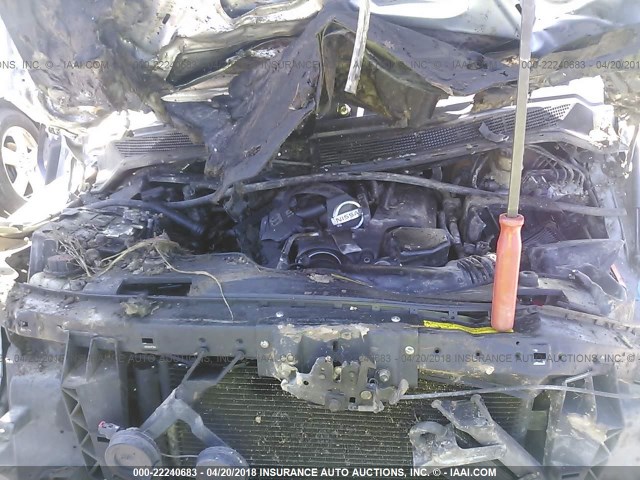 5N1AA08B34N711137 - 2004 NISSAN ARMADA SE/LE SILVER photo 10