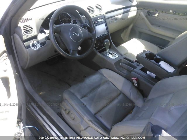 WAUAC48H54K009085 - 2004 AUDI A4 1.8 CABRIOLET GRAY photo 5