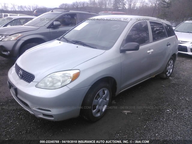 2T1KR32E83C048476 - 2003 TOYOTA COROLLA MATRIX XR SILVER photo 2