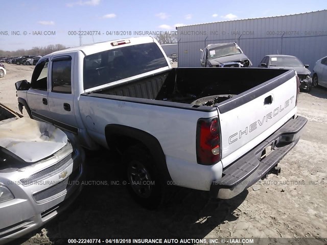 1GCHC23U94F242437 - 2004 CHEVROLET SILVERADO C2500 HEAVY DUTY WHITE photo 3