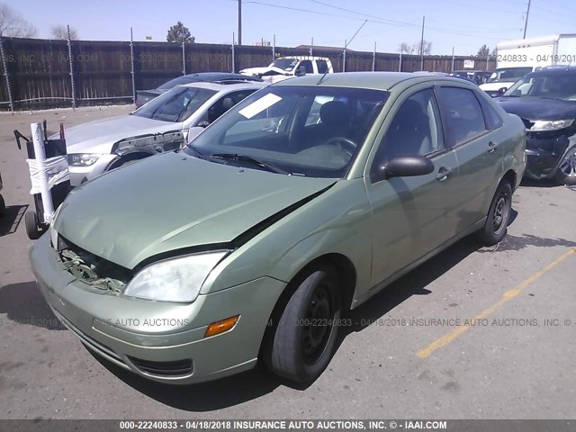 1FAFP34N57W130298 - 2007 FORD FOCUS ZX4/S/SE/SES 绿色 照片 2