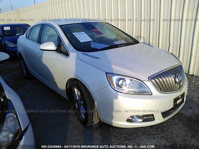 1G4PR5SK0F4142586 - 2015 BUICK VERANO CONVENIENCE WHITE photo 1