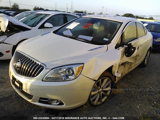 1G4PR5SK0F4142586 - 2015 BUICK VERANO CONVENIENCE WHITE photo 2