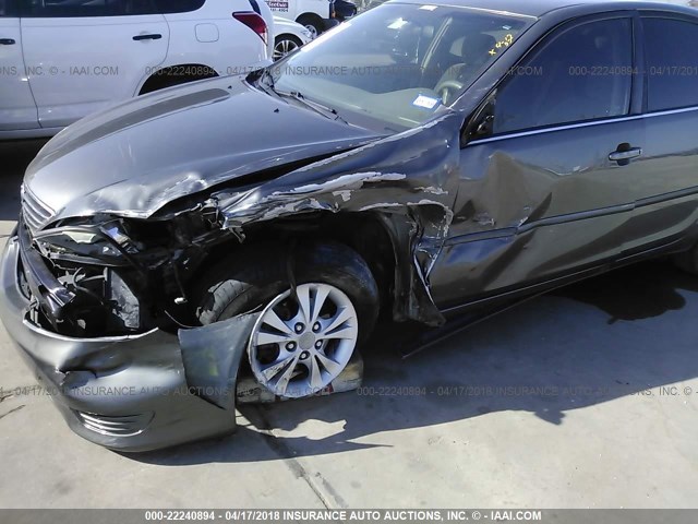 4T1BF32KX6U628006 - 2006 TOYOTA CAMRY LE/XLE/SE GOLD photo 6