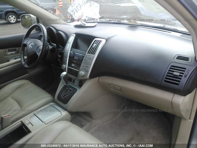 JTJHW31U560018066 - 2006 LEXUS RX 400 SILVER photo 5