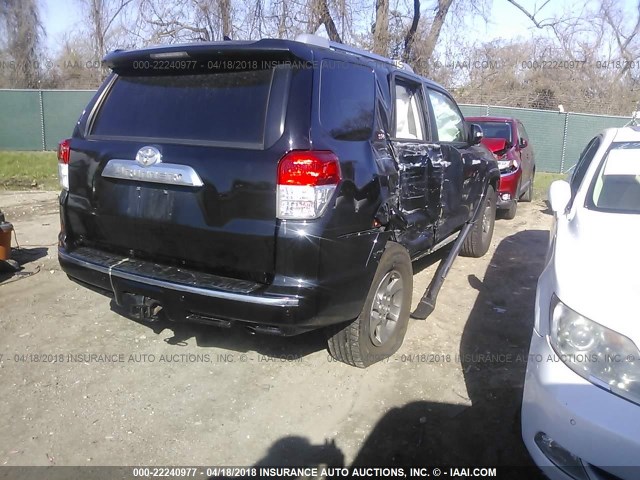 JTEBU5JR1B5072821 - 2011 TOYOTA 4RUNNER SR5/LIMITED/TRAIL BLACK photo 4