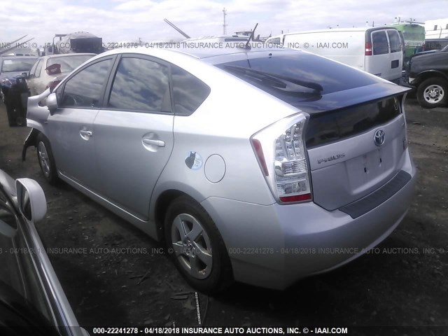 JTDKN3DU8B0323188 - 2011 TOYOTA PRIUS SILVER photo 3