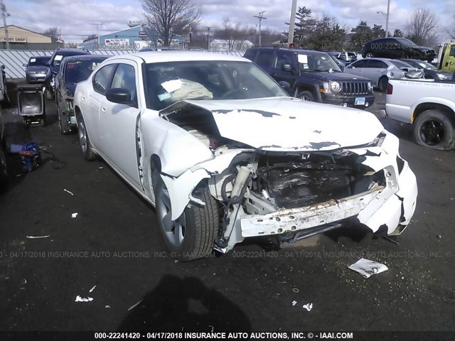 2B3KA43R58H257414 - 2008 DODGE CHARGER WHITE photo 6