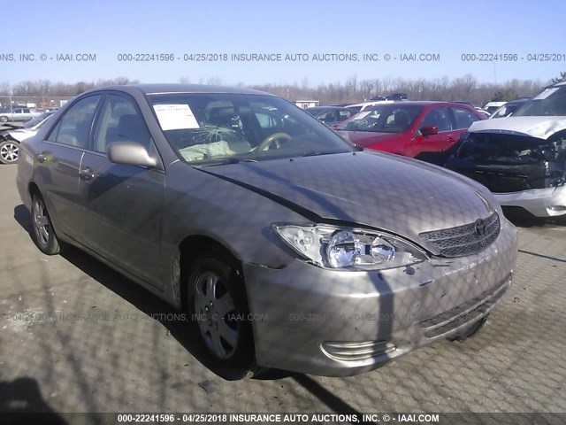 4T1BE32K22U603016 - 2002 TOYOTA CAMRY LE/XLE/SE ვერცხლისფერი ფოტო 1