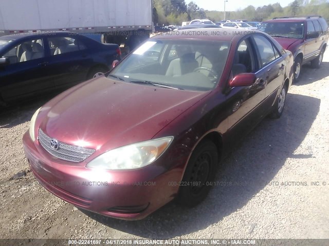 JTDBE32K820045510 - 2002 TOYOTA CAMRY LE/XLE/SE ბურგუნდია ფოტო 2