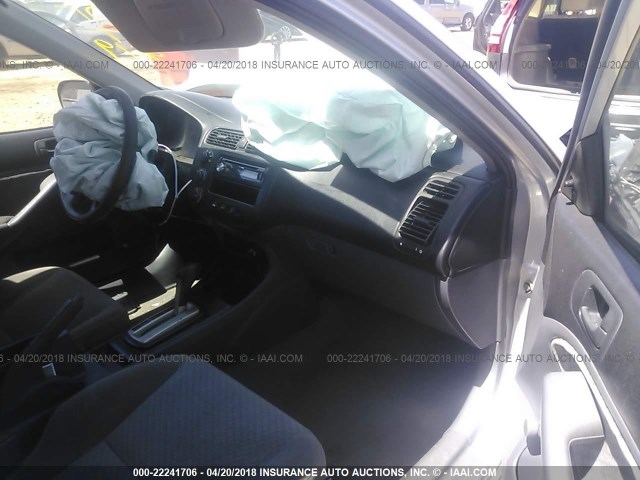 1HGES16395L001016 - 2005 HONDA CIVIC DX VP SILVER photo 5