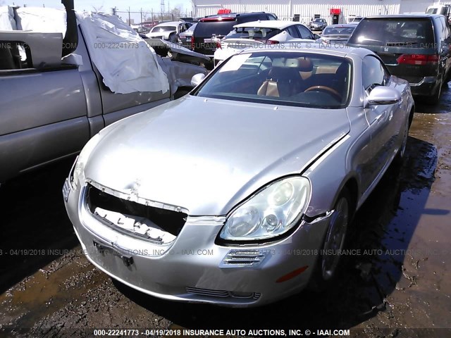 JTHFN48Y520018783 - 2002 LEXUS SC 430 SILVER photo 2